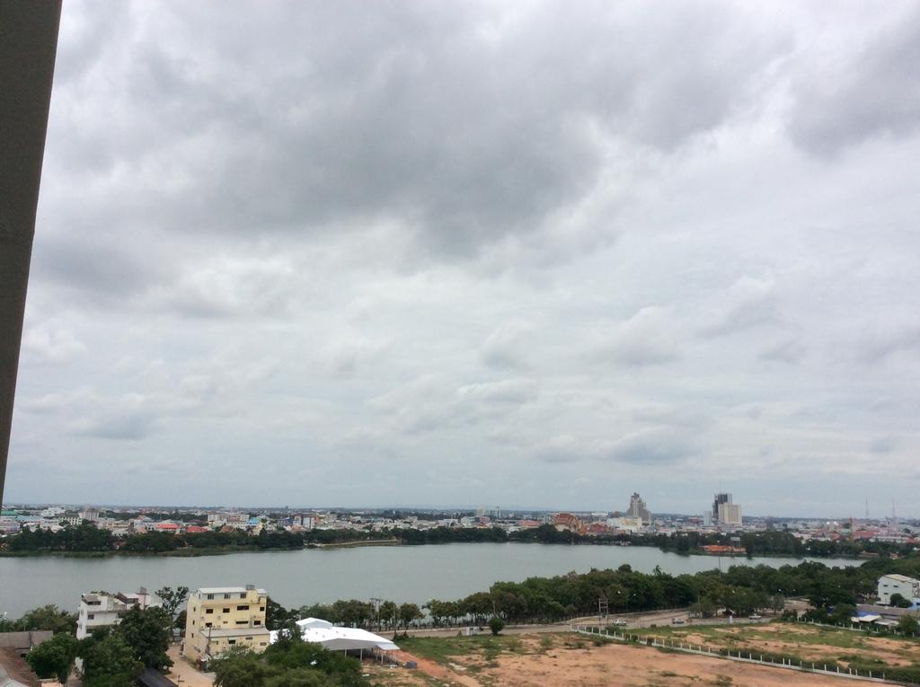 Himawari At Condominium Khon Kaen Chambre photo